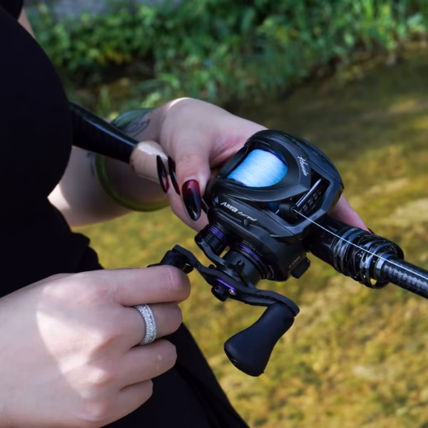 HISTAR Black Knight Elite Aluminum Bait Caster - Image 2